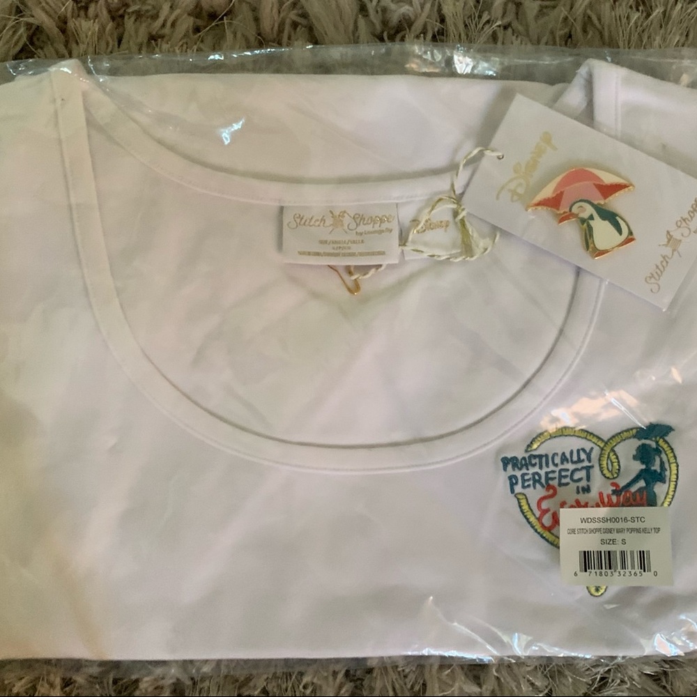 Disney Stitch Shoppe Mary Poppins Kelly Embroidered Fashion Top with pin